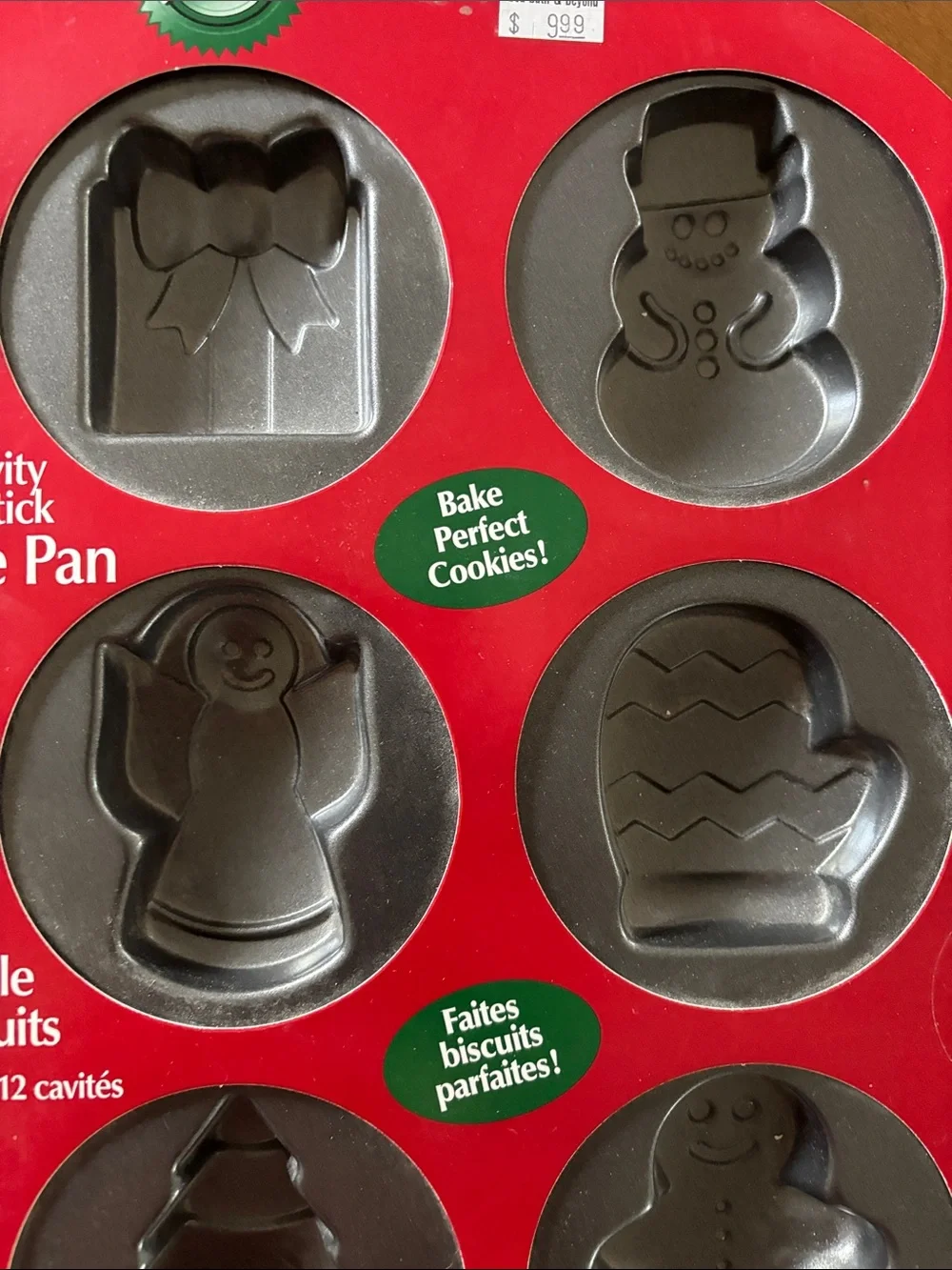 Wilton branded cookie